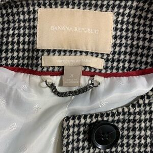 Italian wool houndstooth small coat by Banana Republic 📙📙📙📙📙📙📙📙